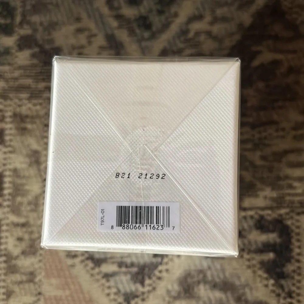 Tom Ford Tubéreuse Nue 250 ml. Eau de Parfum - Picture 4 of 5